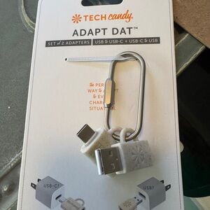 Tech Candy Adapt Dat USB-C and USB Adapter